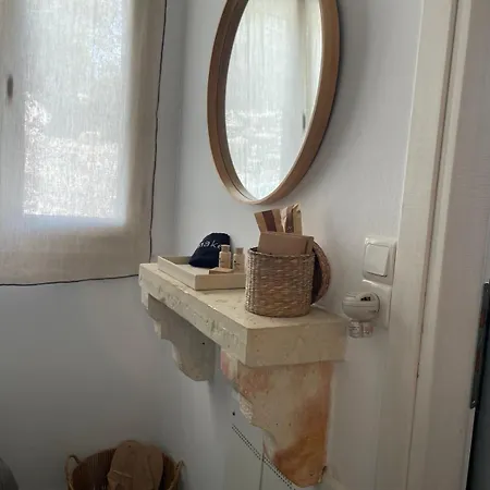Agios Nikolaos House *